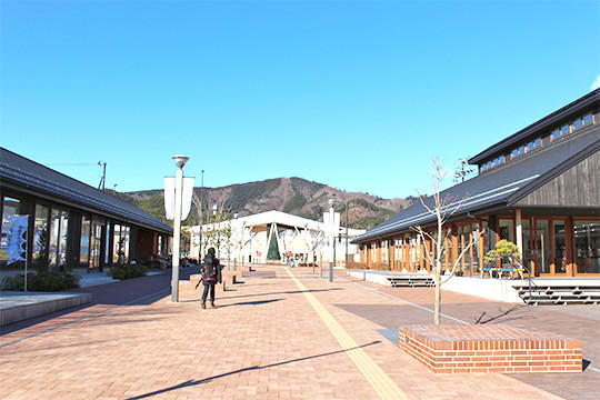 女川駅前