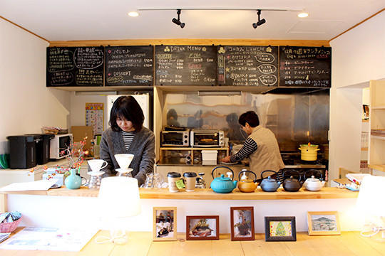 百俵館のカフェ