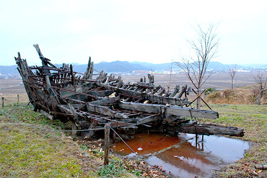 蔡國強氏の作品『廻光』